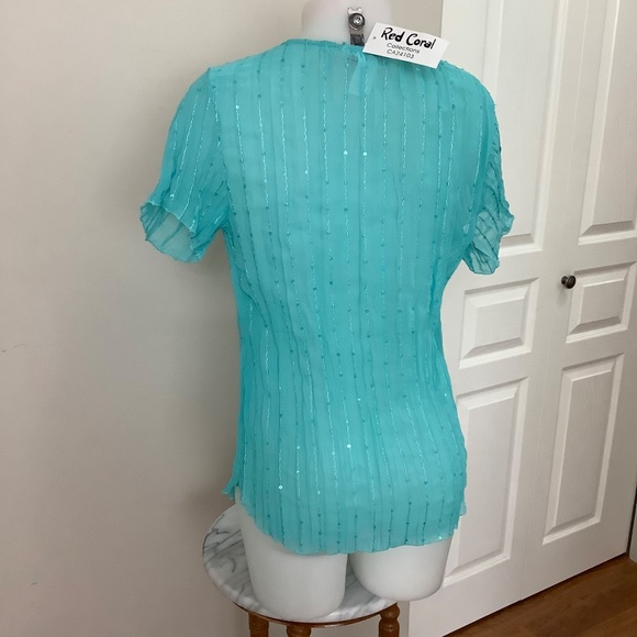 NWT Red Coral Dainty Butterfly Top fits MEDIUM - Picture 7 of 11